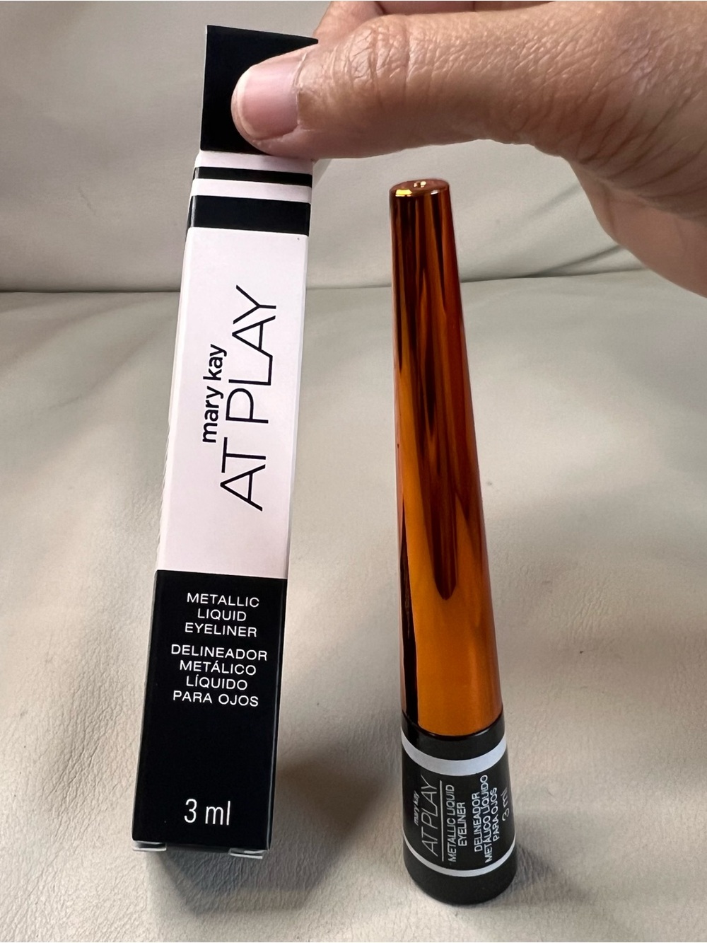 Mary Kay At Play Metallic Liquid Eyeliner in Copper Shade